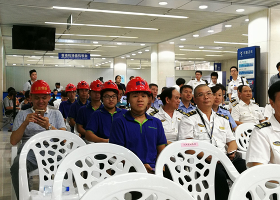 抢修遭台风重创的九洲港口岸，易游(中国)yiyou·官方网页版,义不容辞！