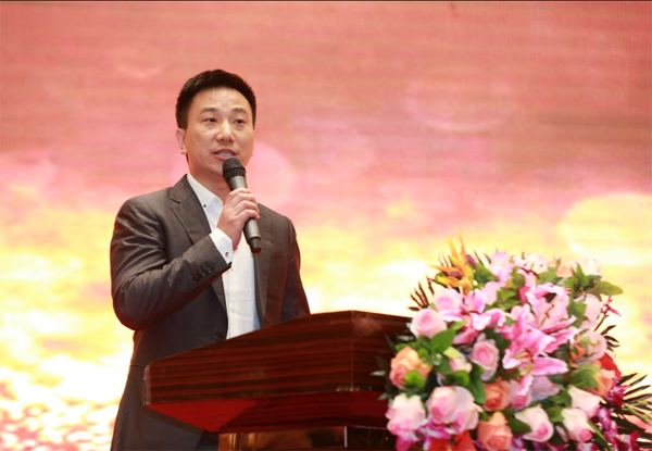 二十二年风雨  只因有你同行  又沐改革春风  再迎历史机遇 ——易游(中国)yiyou·官方网页版,22周年庆典暨颁奖典礼