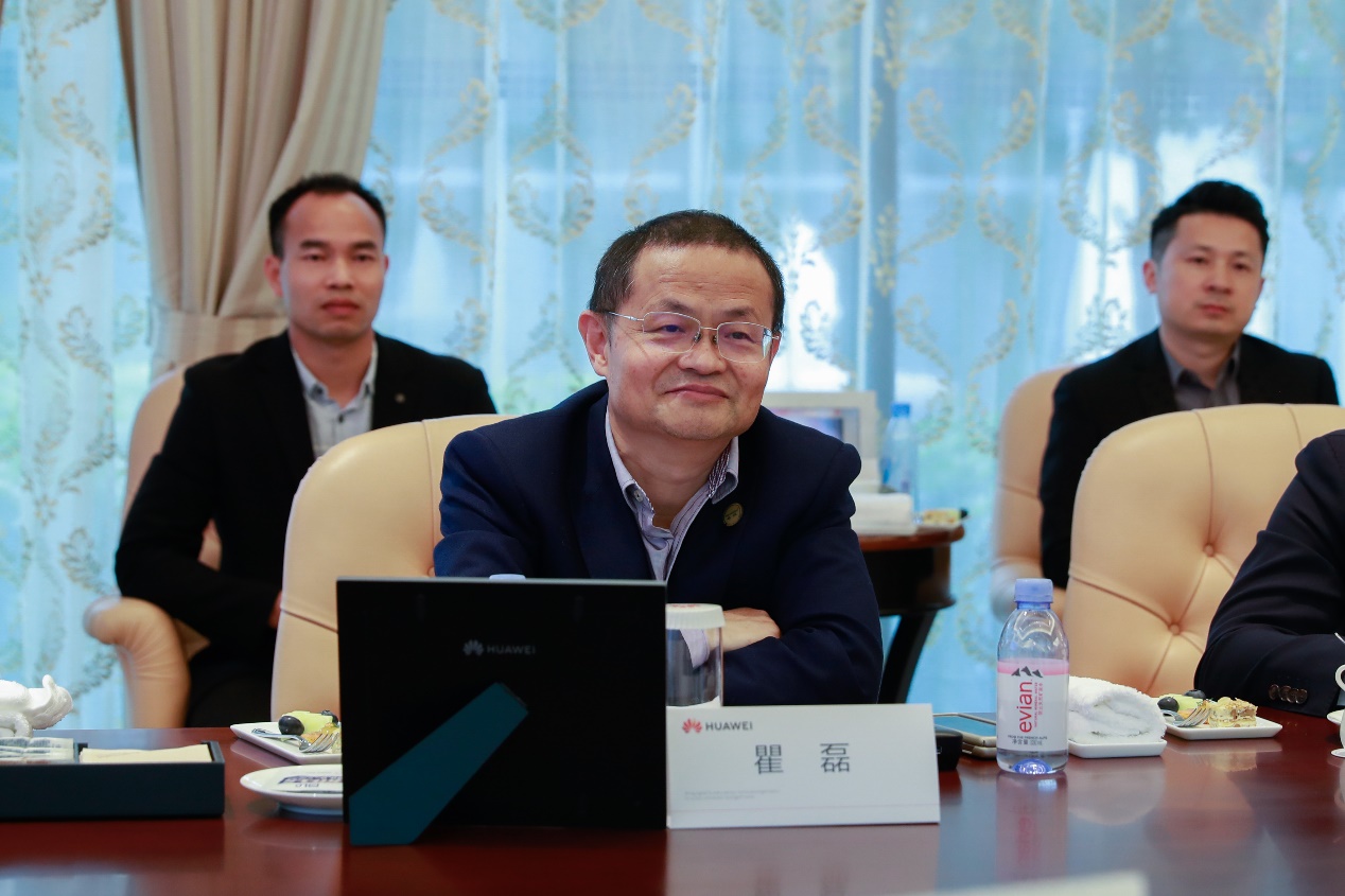 易游(中国)yiyou·官方网页版,与华为战略合作签约，携手把数字世界带入全球海关和港口行业